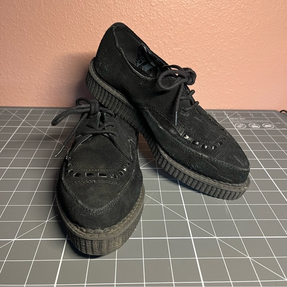 T.U.K Shoes - T.U.K Pounted Toe Creeper Sneakers